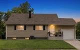 15 Plymouth Drive - Photo 1