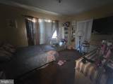 570 Roosevelt Street - Photo 29