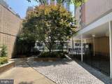 1919 Chestnut Street - Photo 2