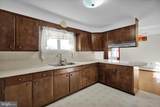 2460 Honeysuckle Lane - Photo 15