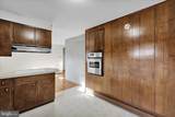 2460 Honeysuckle Lane - Photo 16