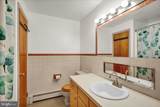2460 Honeysuckle Lane - Photo 19