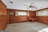 2460 Honeysuckle Lane - Photo 21