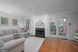 305 Williamsburg Court - Photo 13