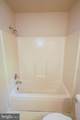 935 Queen Avenue - Photo 34
