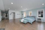 840 Bond Street - Photo 18