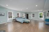 840 Bond Street - Photo 19