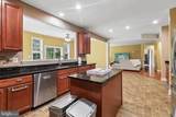 1613 Braemar Court - Photo 32