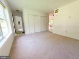 8111 Beverly Road - Photo 17