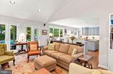 925 Riverview Terrace - Photo 17