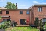 135 Caernarvon Court - Photo 19