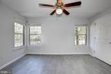 921 Hillside Lake Terrace - Photo 7