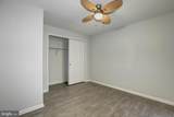 921 Hillside Lake Terrace - Photo 9