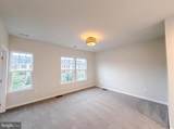 8221 Greenbelt Station Parkway - Photo 4