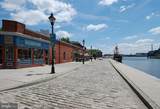 2106 Fleet Street - Photo 68