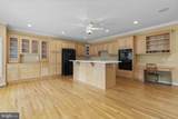 11210 Shadowmere Mews - Photo 17