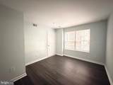 931 Hillside Lake Terrace - Photo 15