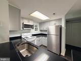931 Hillside Lake Terrace - Photo 7