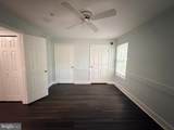 931 Hillside Lake Terrace - Photo 9