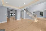 7225 Barry Road - Photo 4