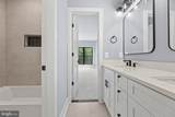 7225 Barry Road - Photo 40
