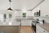 105 Wythe Avenue - Photo 3