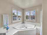 4686 Yorkshire Drive - Photo 48