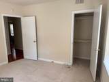 1720 Queens Lane - Photo 18