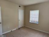 1720 Queens Lane - Photo 19