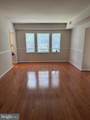 1720 Queens Lane - Photo 6