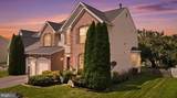 18214 Rockland Drive - Photo 3