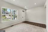 352 Greenstead Drive - Photo 5