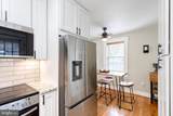 2018 Rockwell Avenue - Photo 14