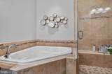809 Fair Winds Way - Photo 19