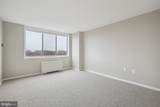 10401 Grosvenor Place - Photo 15