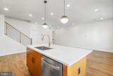  133 WARBURTON STREET - Photo 10