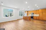 133 WARBURTON STREET - Photo 12