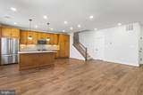  133 WARBURTON STREET - Photo 9