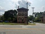 81 Broadway - Photo 1