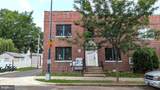 414 18TH Street - Photo 1