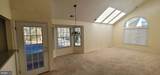 46 Powell - Photo 18