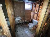 916 Hilltop Terrace - Photo 14