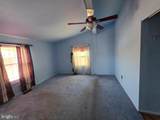916 Hilltop Terrace - Photo 8