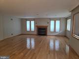 812 Leeds Lane - Photo 5