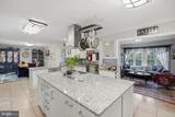 12844 Valleyhill Street - Photo 9