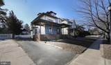 1112 Collings Avenue - Photo 2