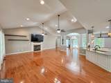 9801 Cherokee Lane - Photo 10