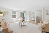 11005 Barton Hill Court - Photo 14
