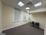 601 Berkley Street - Photo 10