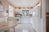 381 Carteret - Photo 20